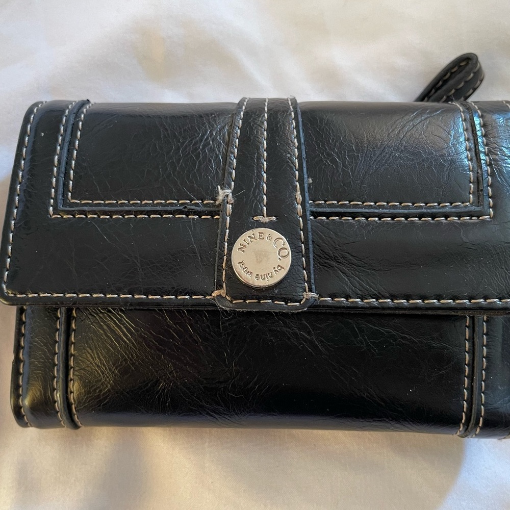 Nine & Co Woman’s Wallet